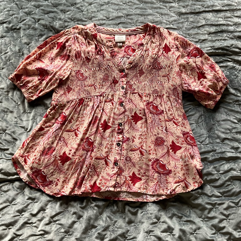 Floral women’s Top in Red and Pink